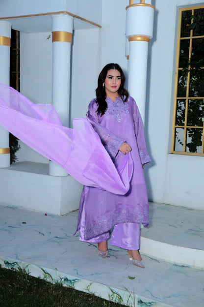Lavender Sheesha Silk Kaftan Set with Flowing Chiffon Drape